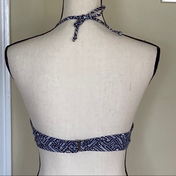 Quintsoul Halter Bikini Top - Picture 3 of 4